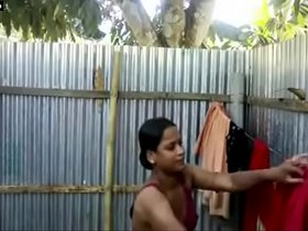 Bangladeshi-sexy-girl-full-naked-bathing-selfie-for-Bf
